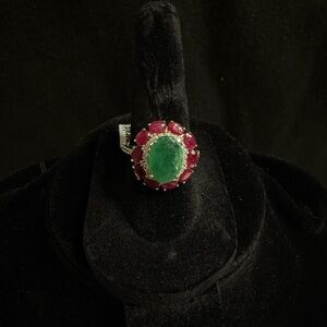 Stunning 925 Sterling Silver Ring with Emerald Green and Ruby Red Stones